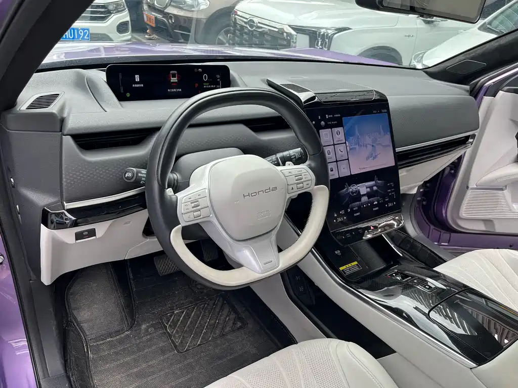 Honda P7 — миниатюра 8