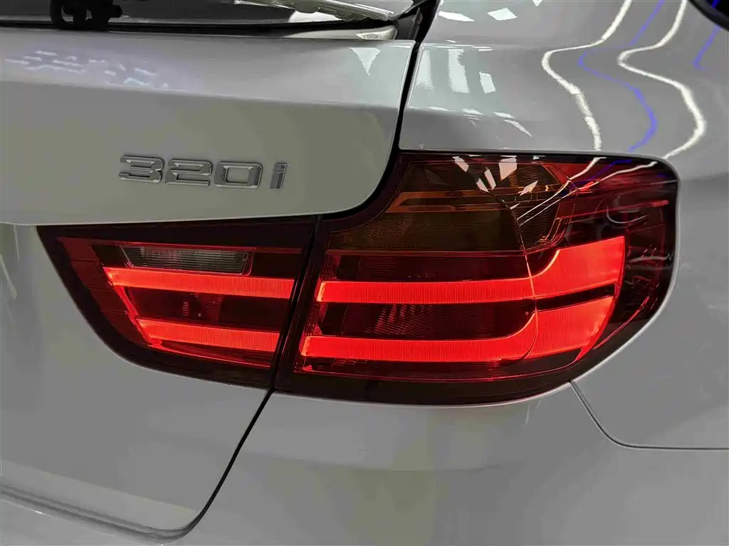 BMW 3 Series GT 3 GT 2016 320i Fashion