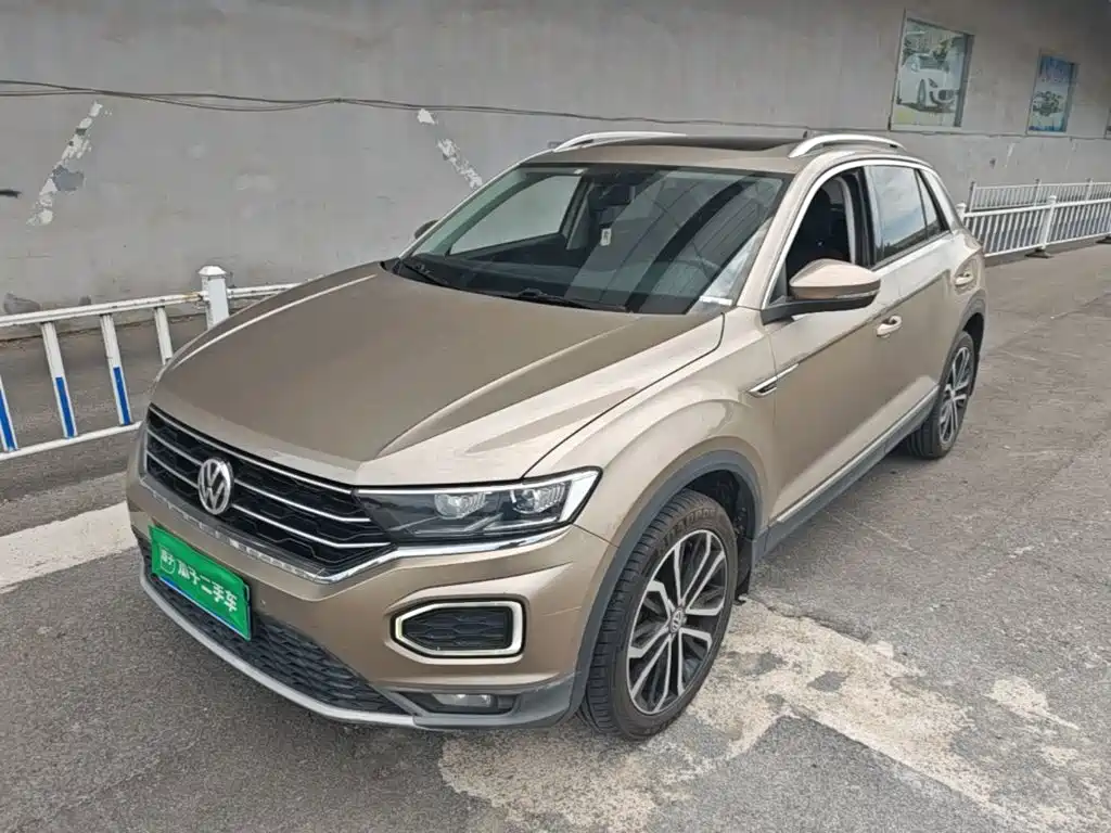 Volkswagen T-Roc — миниатюра 2