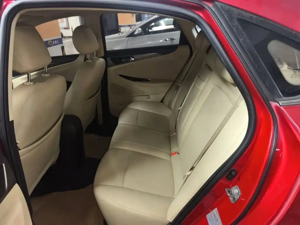 Changan Eado — миниатюра 17