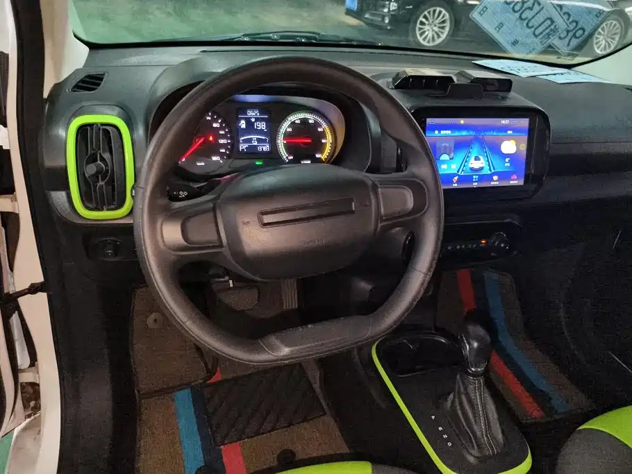 Roewe Clever — миниатюра 12