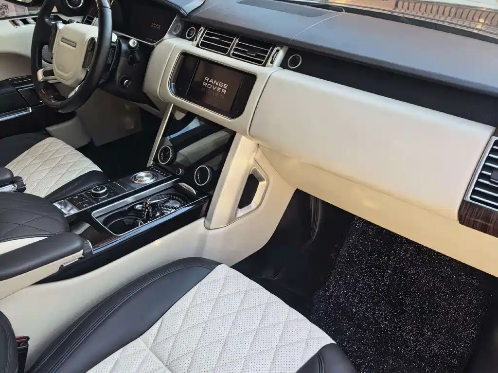 Land Rover Range Rover — миниатюра 5