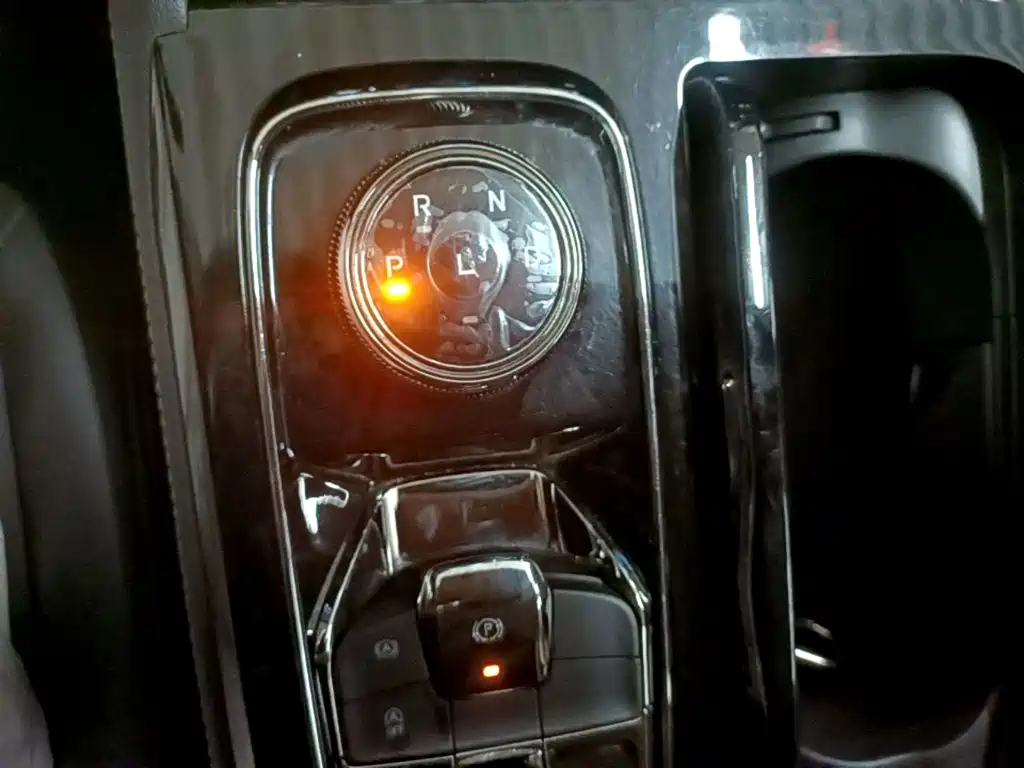 Ford Equator Sport — миниатюра 14