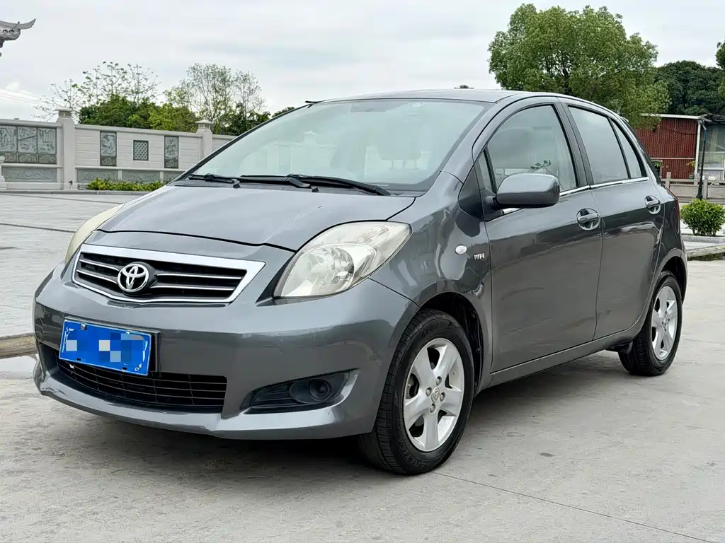 Toyota Yaris 2012