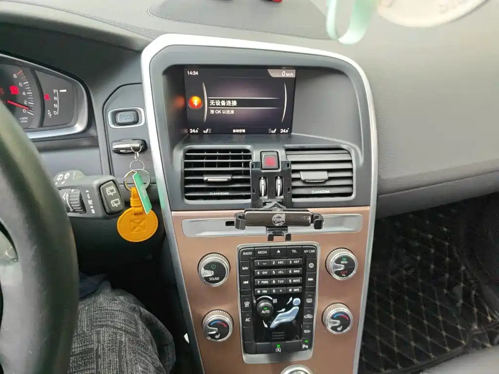Volvo XC60 — миниатюра 14