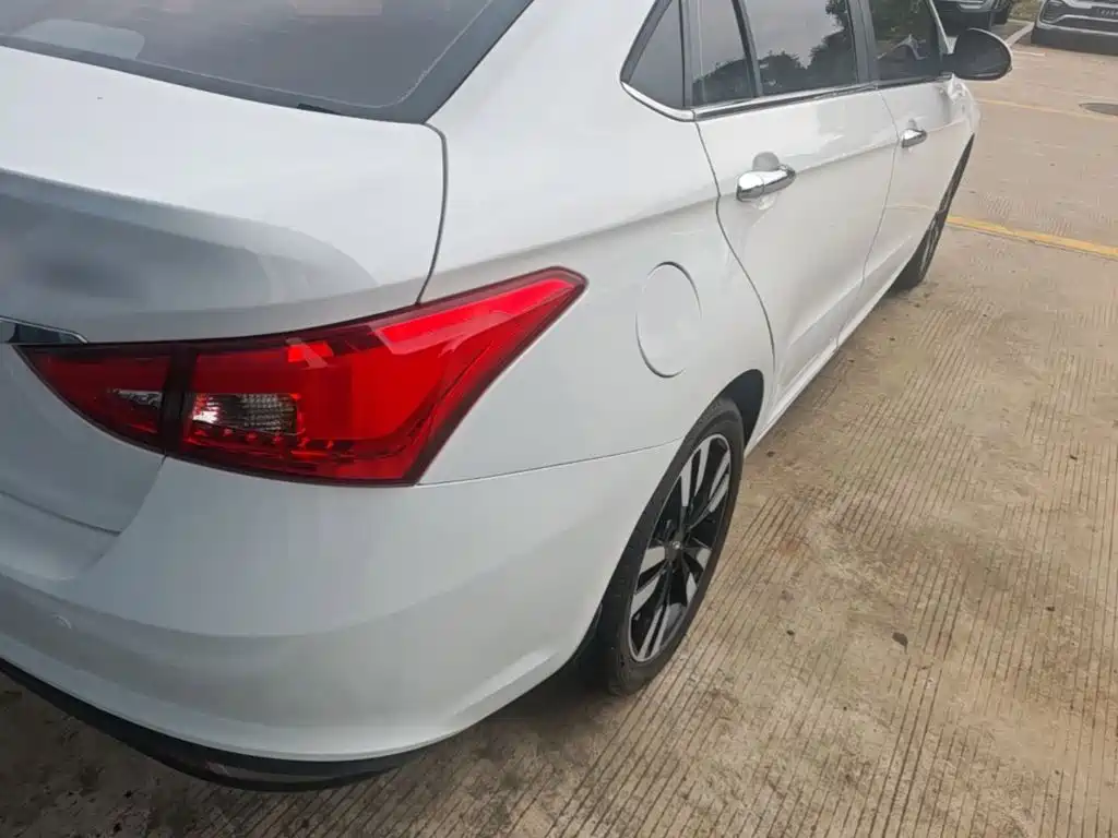 Chery Arrizo 5 — миниатюра 8