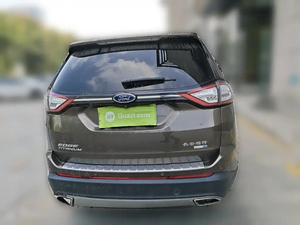 Ford Edge — миниатюра 3