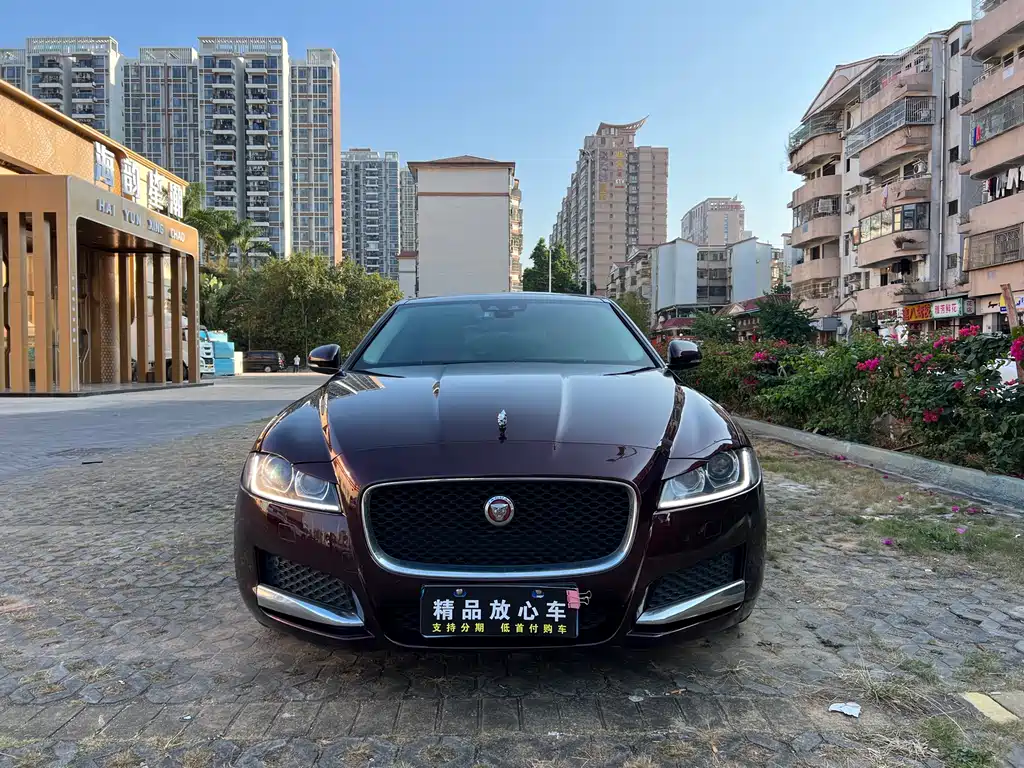 JAGUAR XFL