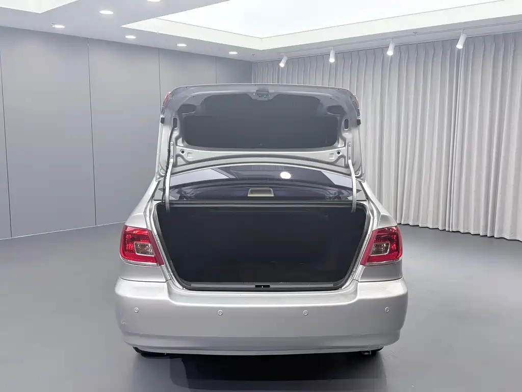 Toyota Corolla — миниатюра 17
