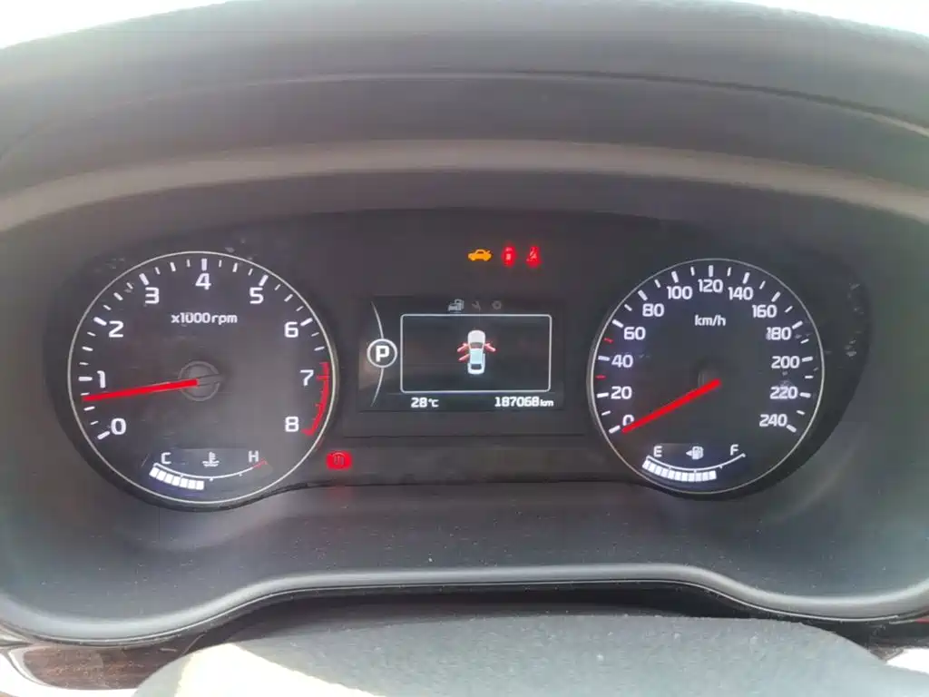 Kia K4 — миниатюра 16
