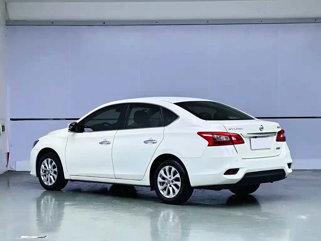 Nissan Sylphy — миниатюра 4