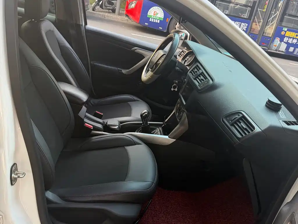 Citroen C3-XR — миниатюра 9
