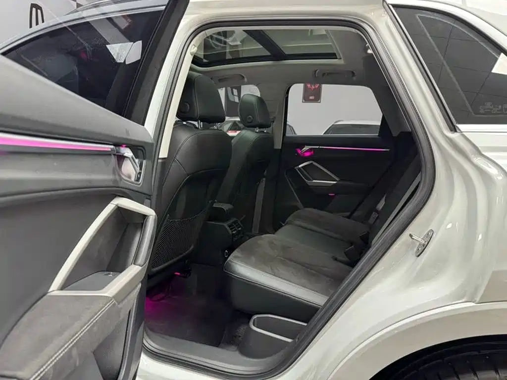 Audi Q3 — миниатюра 8