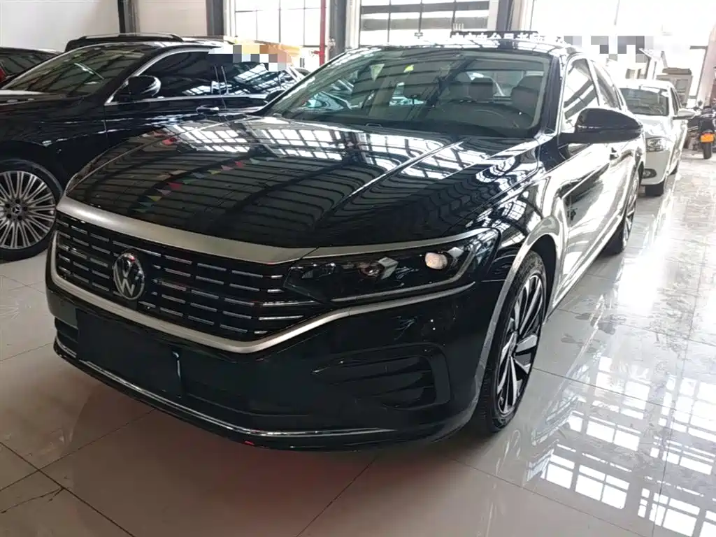 Volkswagen Passat 2023