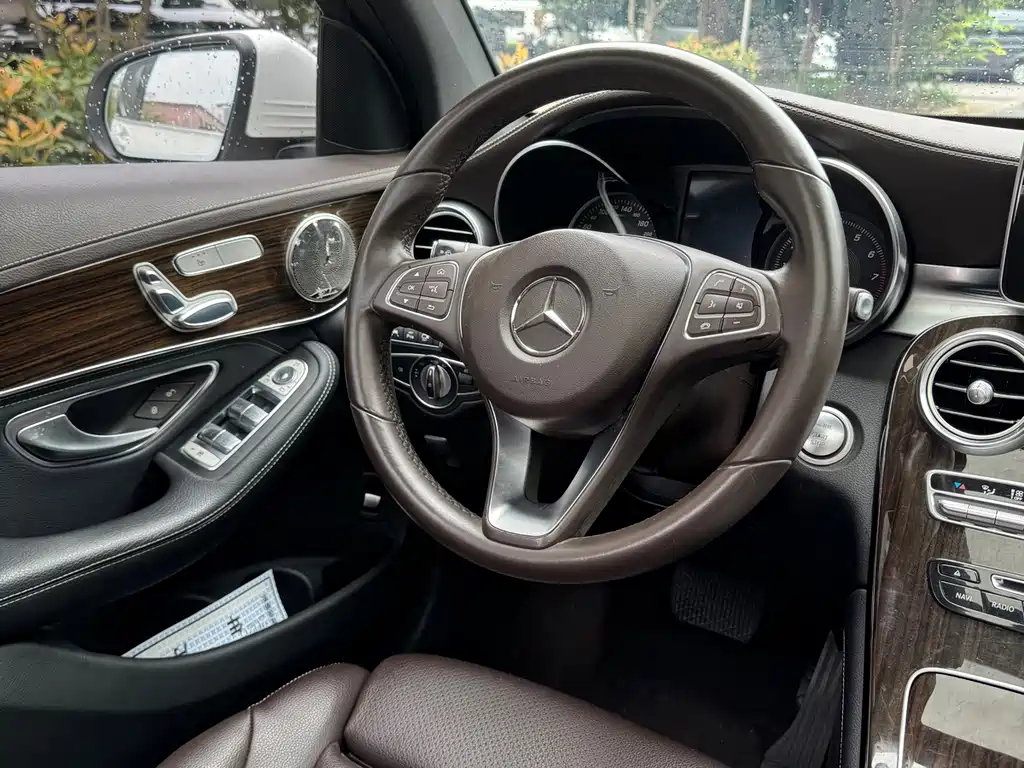 Mercedes-Benz GLC — миниатюра 22