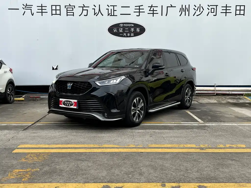 Toyota Crown Kluger