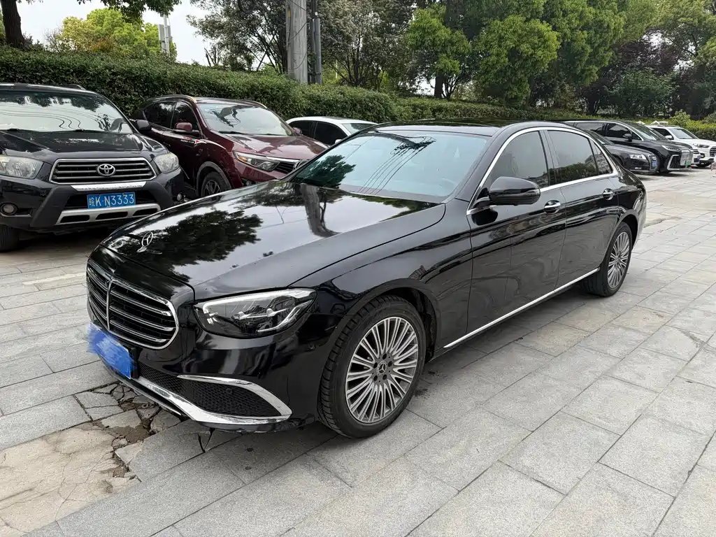 Mercedes-Benz E-Class 2021