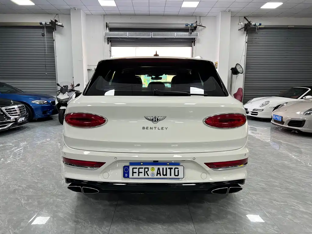 Bentley Bentayga — фотографии объявления, Фото 18