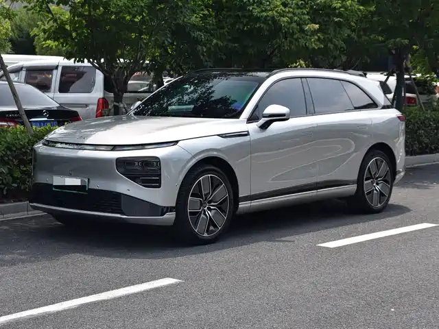2023 Xpeng G9