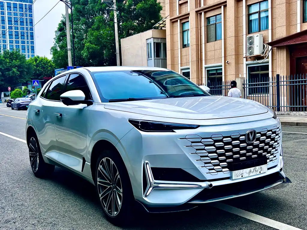 Changan UNI-K 2021 2.0T Luxury