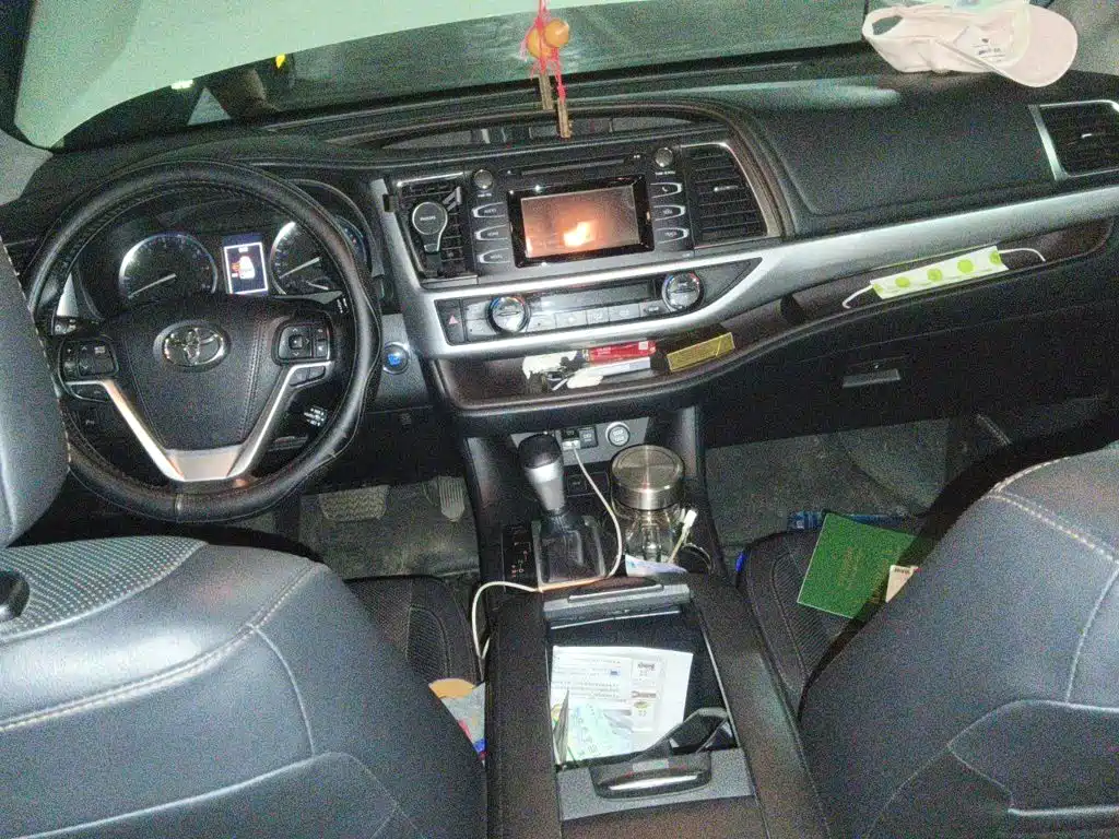 Toyota Highlander — миниатюра 10