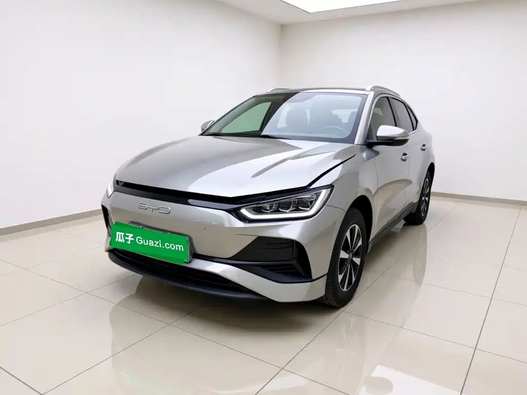 BYD e2