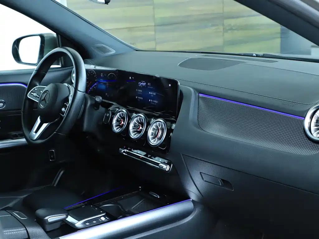 Mercedes-Benz EQA — миниатюра 22