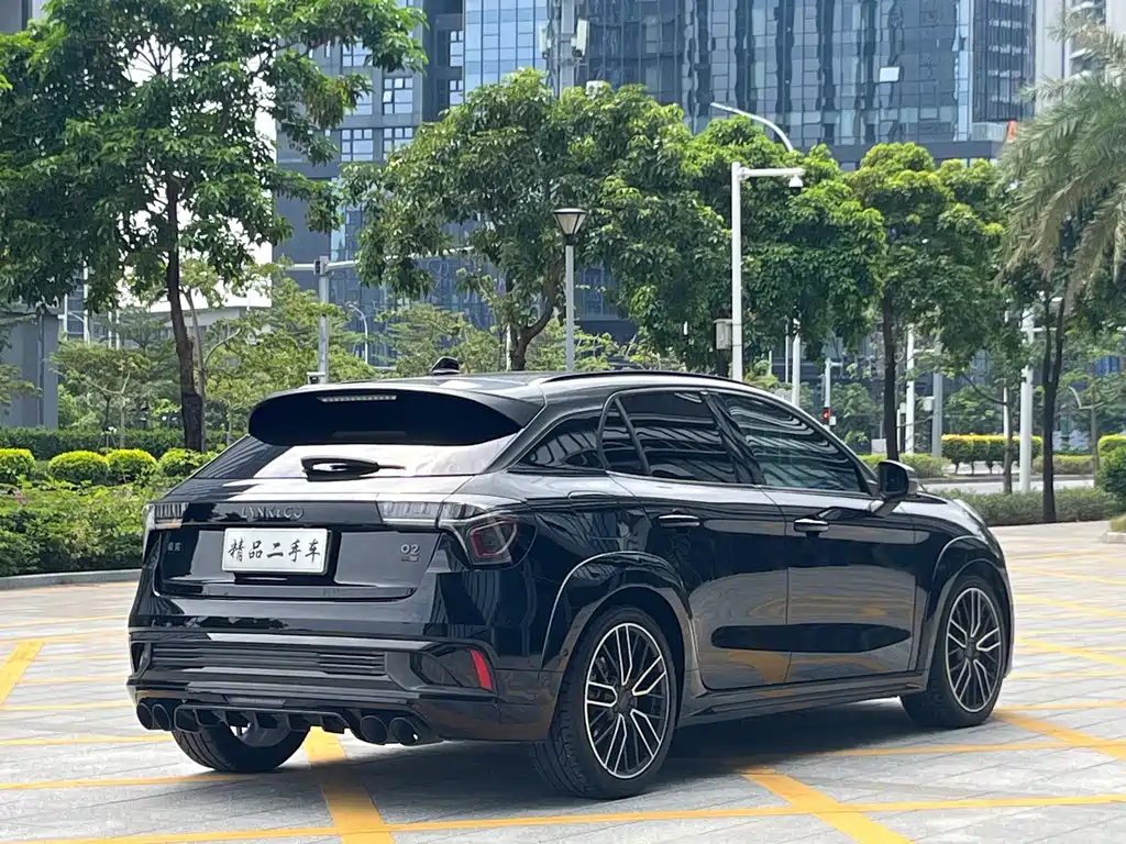 Lynk & Co 02 Hatchback — миниатюра 6