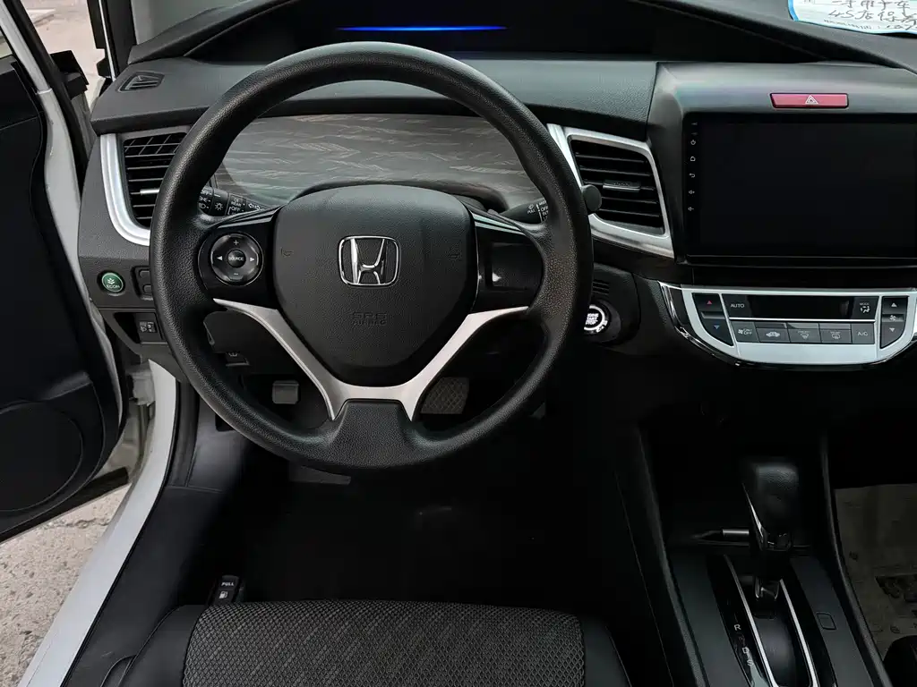 Honda Jade — миниатюра 10