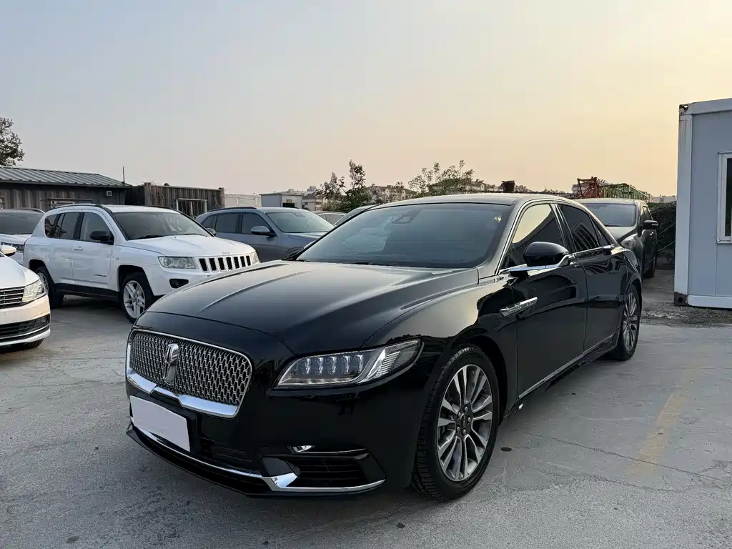 Lincoln Continental 2017