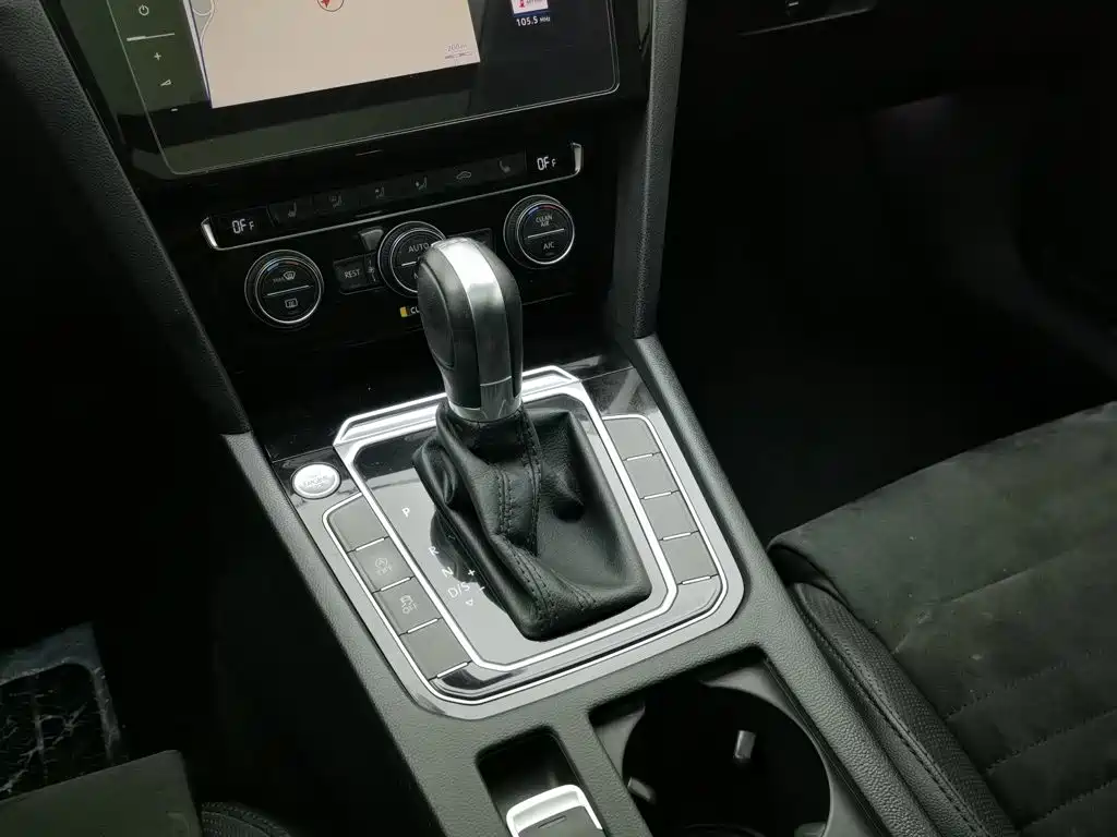Volkswagen Magotan — миниатюра 13