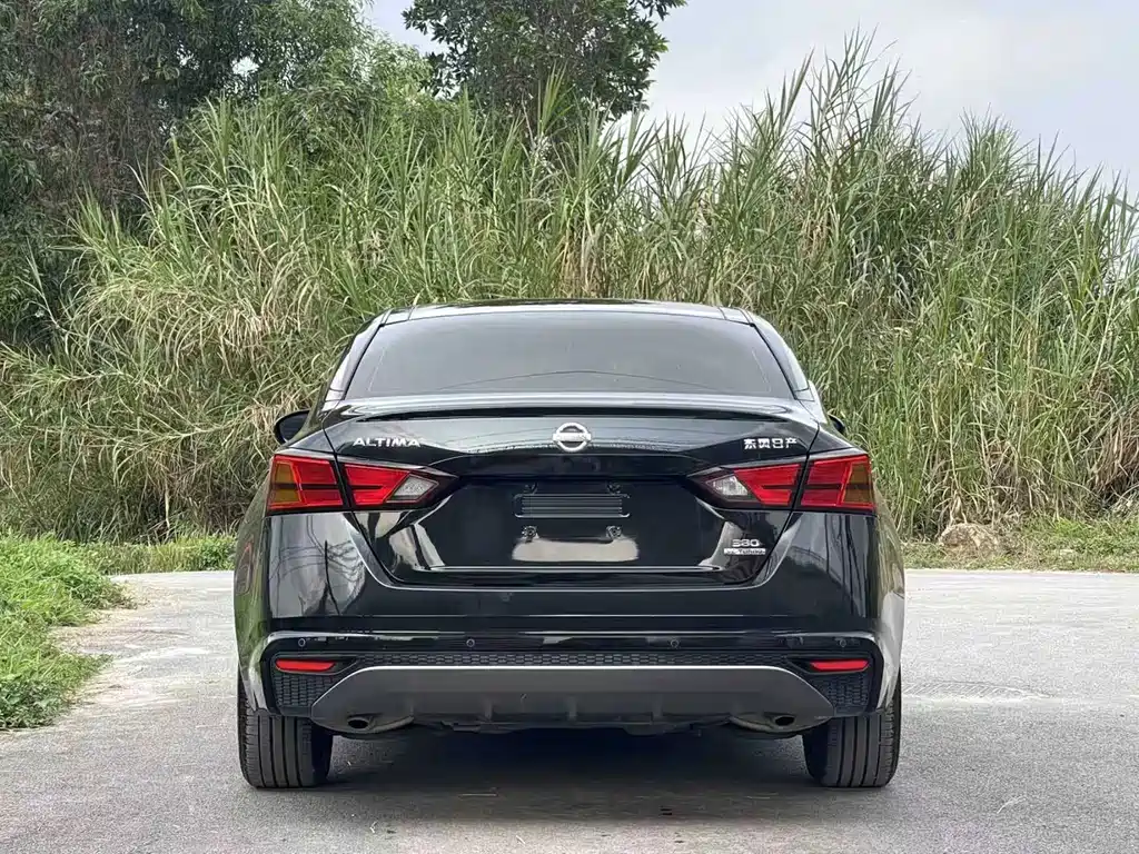 Nissan Teana — миниатюра 6