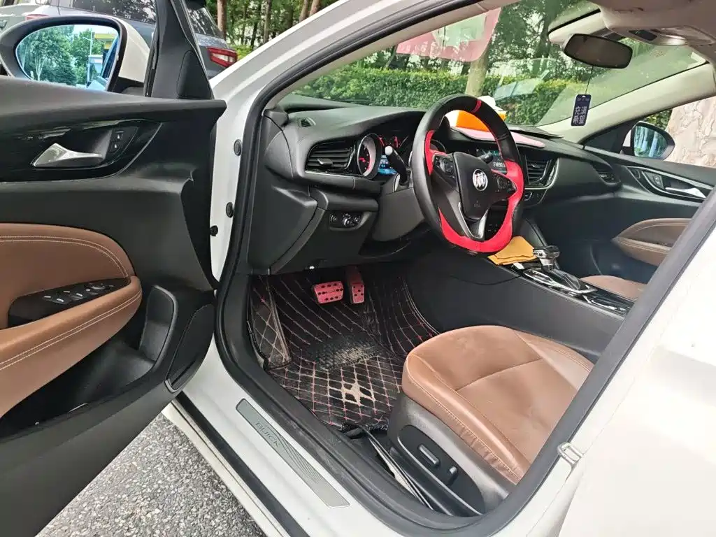 Buick Regal — миниатюра 14