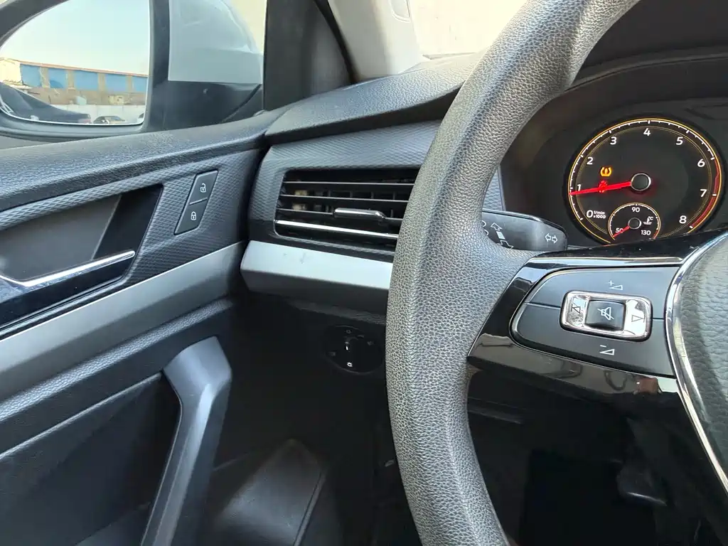Volkswagen Lavida 2022 1.5L AT