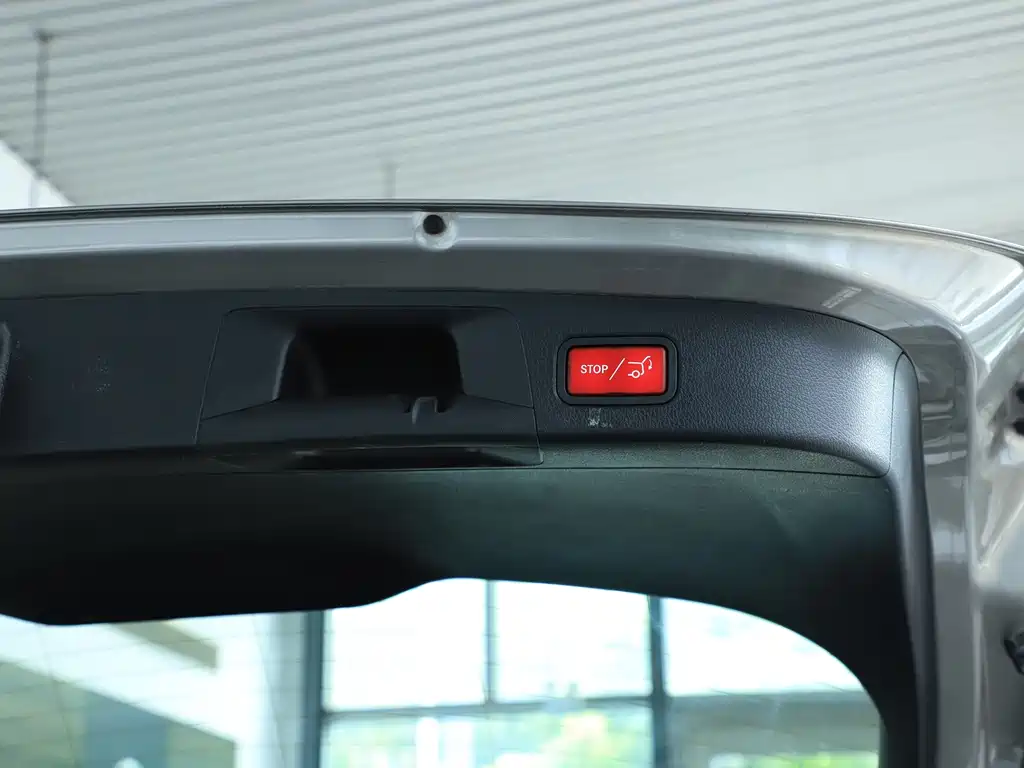 Mercedes-Benz EQA — миниатюра 19
