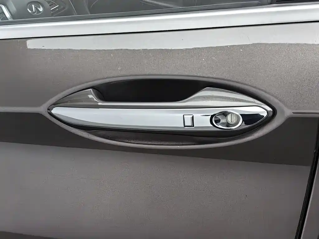 Infiniti QX50 — миниатюра 18