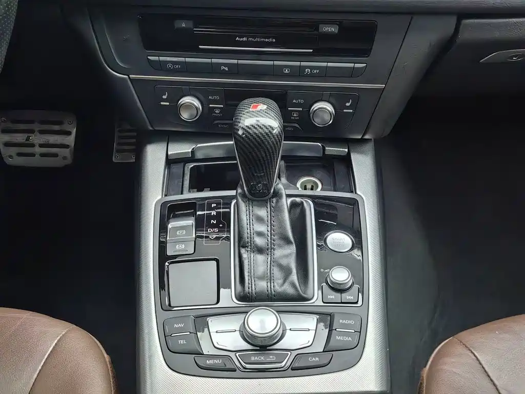 Audi A6L — миниатюра 13