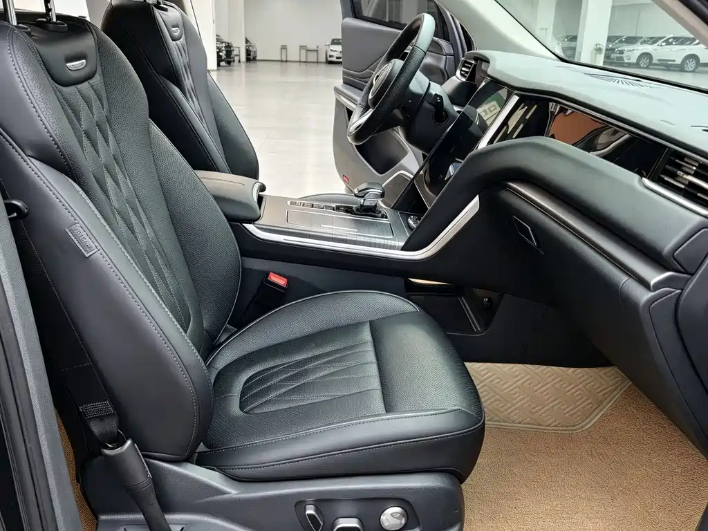 Hongqi Hongqi HS7 PHEV — миниатюра 11