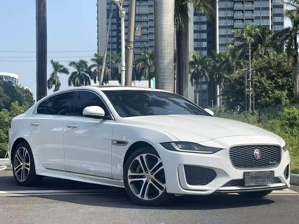 Jaguar XEL — миниатюра 3