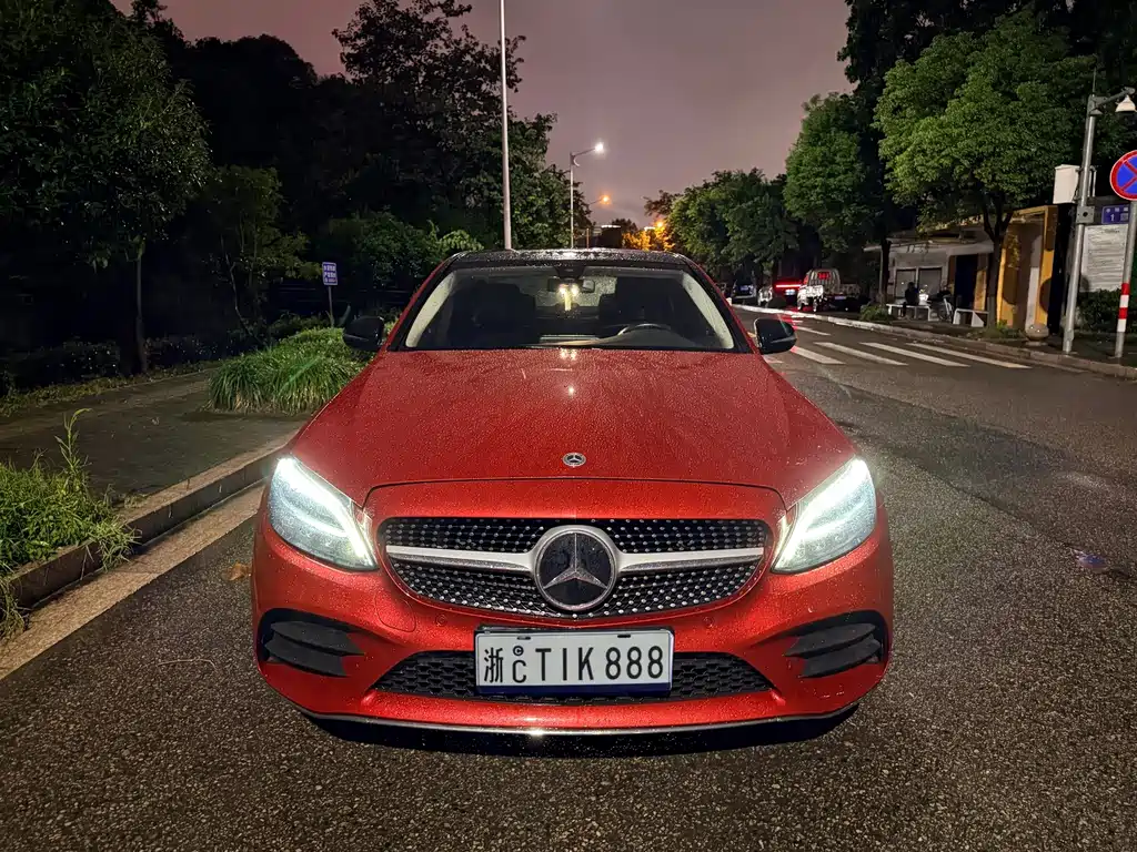 Mercedes-Benz C-Class — миниатюра 2
