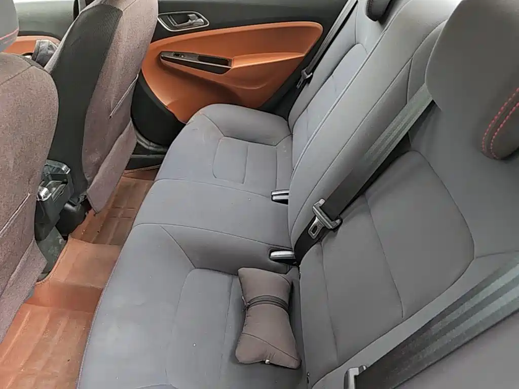 Geely King Kong — миниатюра 17