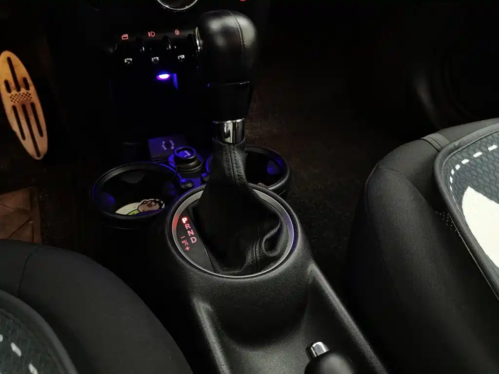 MINI Mini Clubman — миниатюра 13