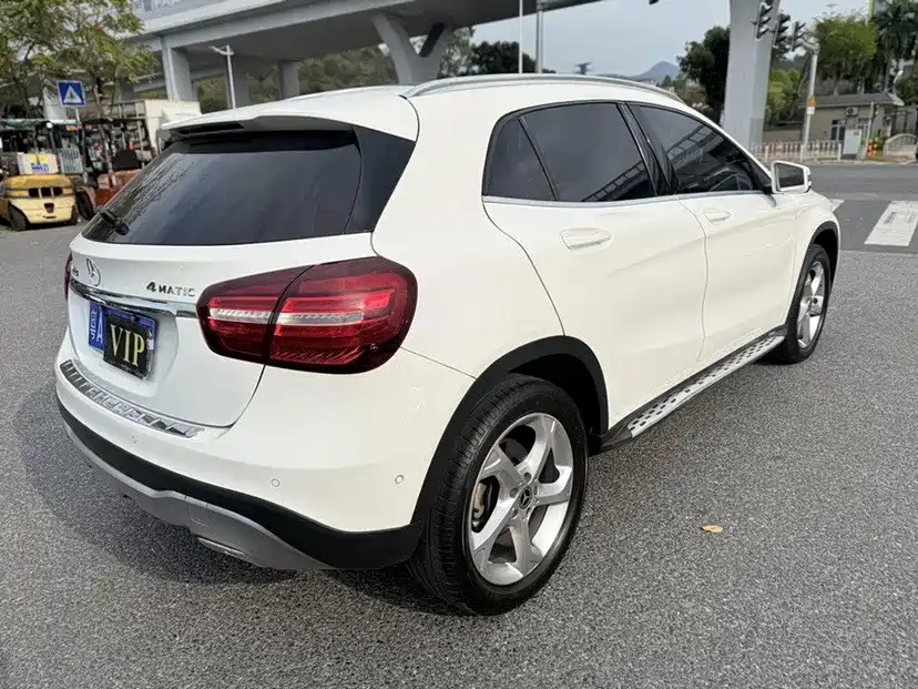 Mercedes-Benz GLA — миниатюра 5