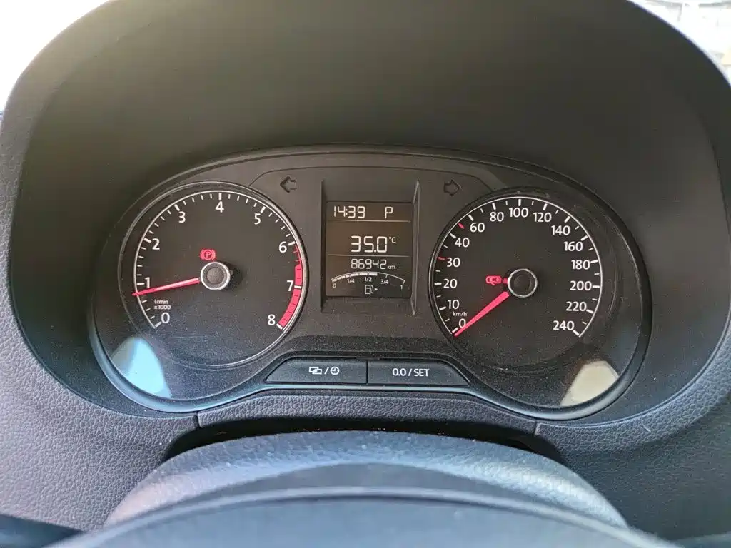 Volkswagen Polo — миниатюра 12