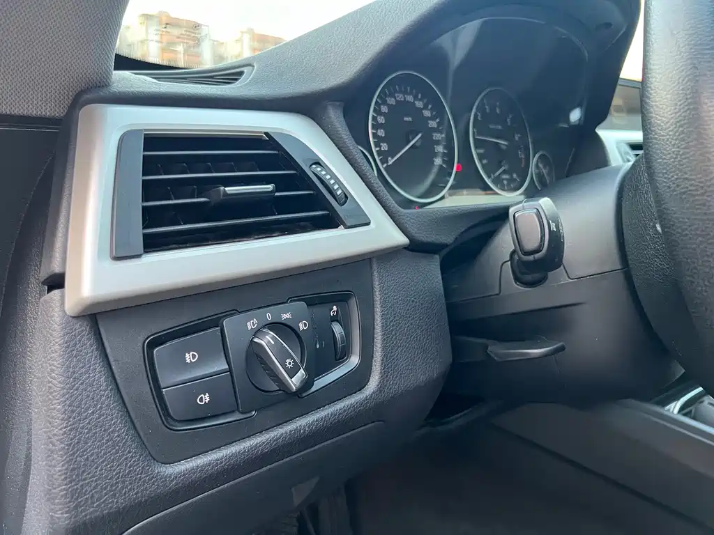 BMW 3 Series GT — миниатюра 15