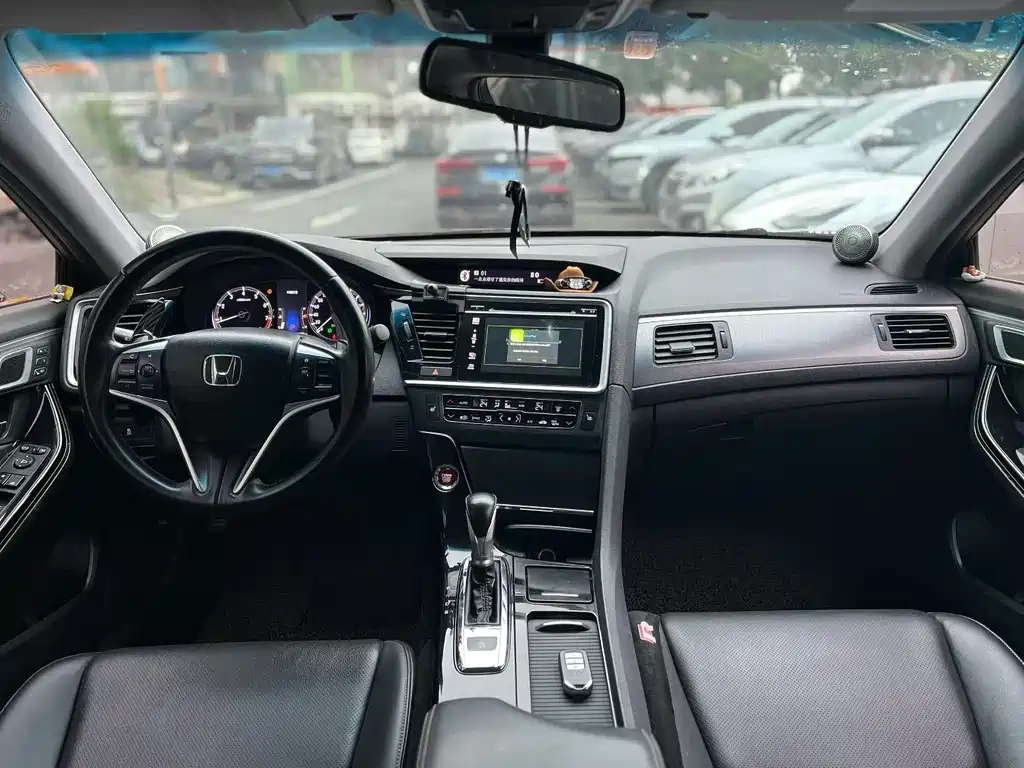 Honda Spirior — миниатюра 3