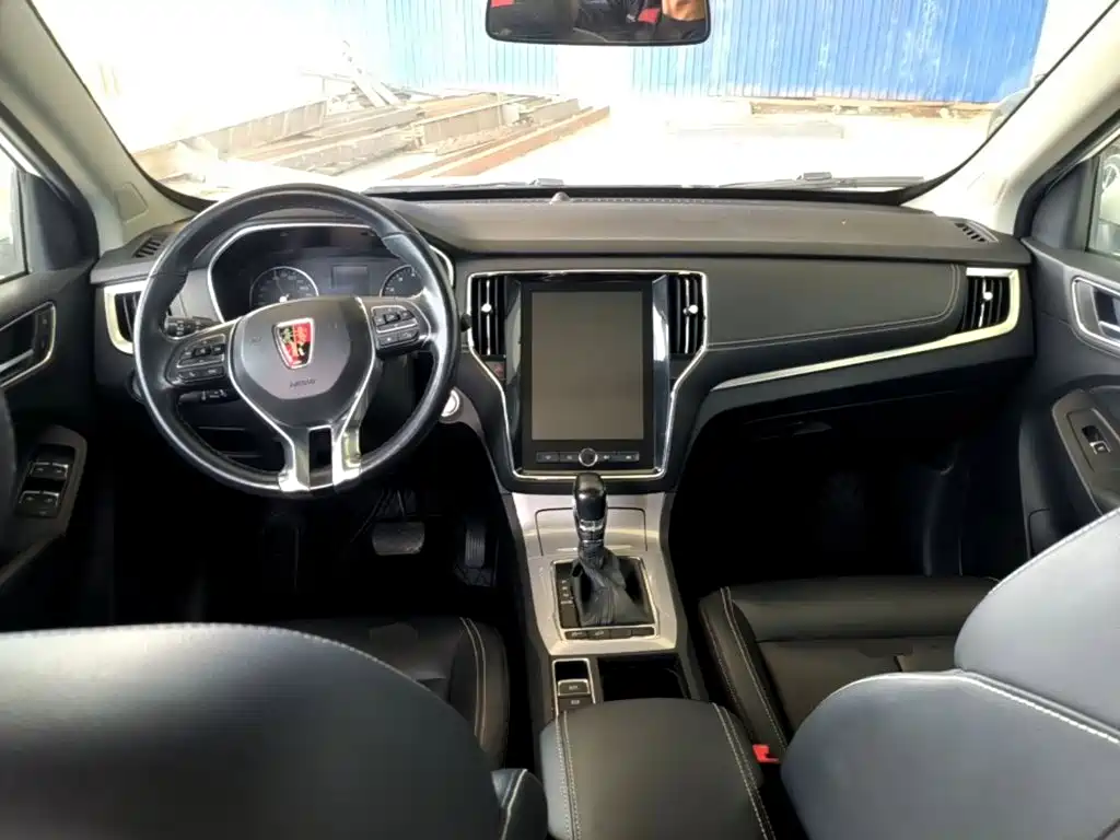 Roewe RX5 — миниатюра 10