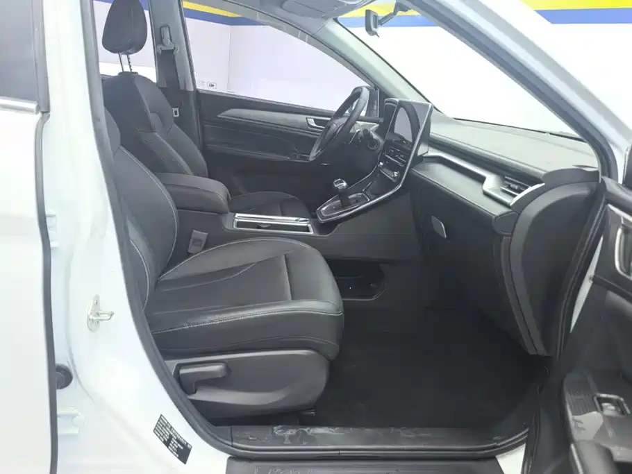 Haval M6 — миниатюра 8