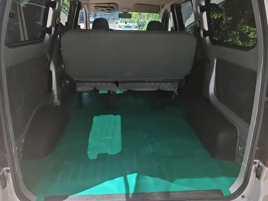 Wuling Hongguang V — миниатюра 4