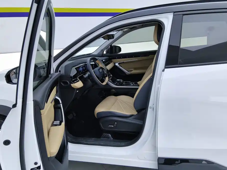 Geely Boyue L — миниатюра 9